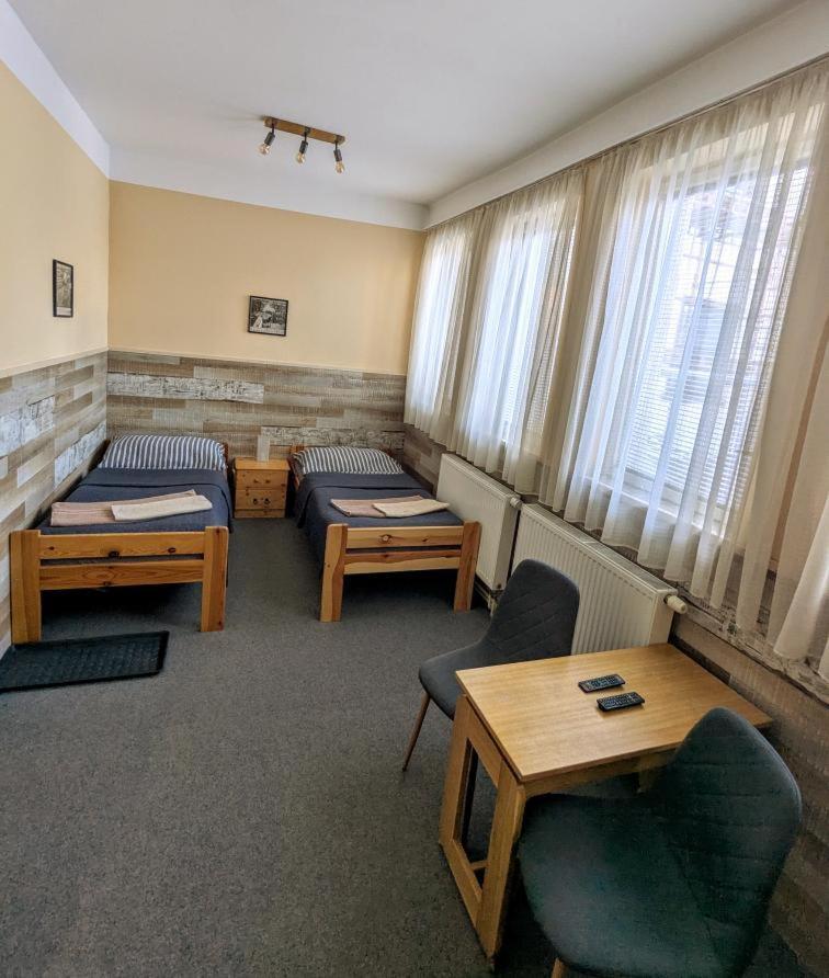 Hotel Alfa Trutnov Exterior foto